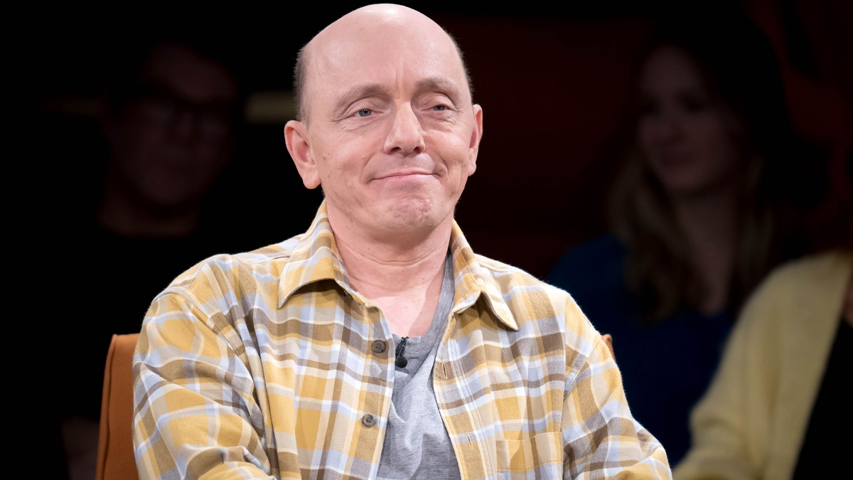 Um ihn gibt es Wirbel wegen Wahlwerbung: Bernhard Hoëcker . - Foto: Sina Schuldt/dpa