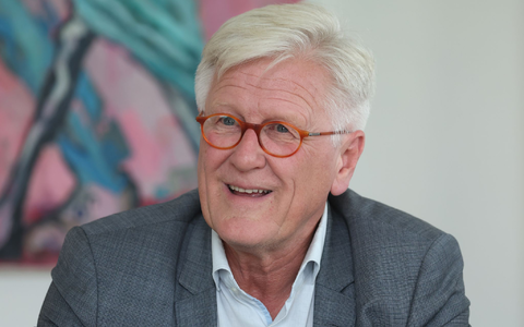 Einer der wenigen Kirchenleute, der sich äußert: Heinrich Bedford-Strohm. - Foto: Karl-Josef Hildenbrand/dpa