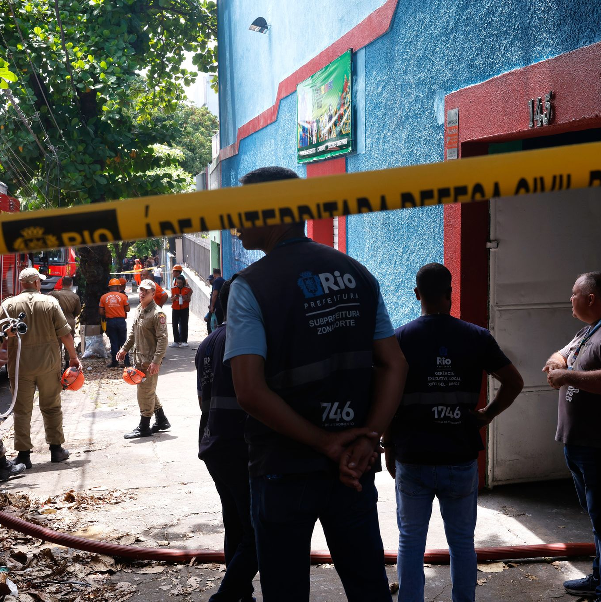 Ein Feuer hat in der Fabrik erheblichen Schaden angerichtet. - Foto: Tânia Rêgo/Agencia Brazil/dpa