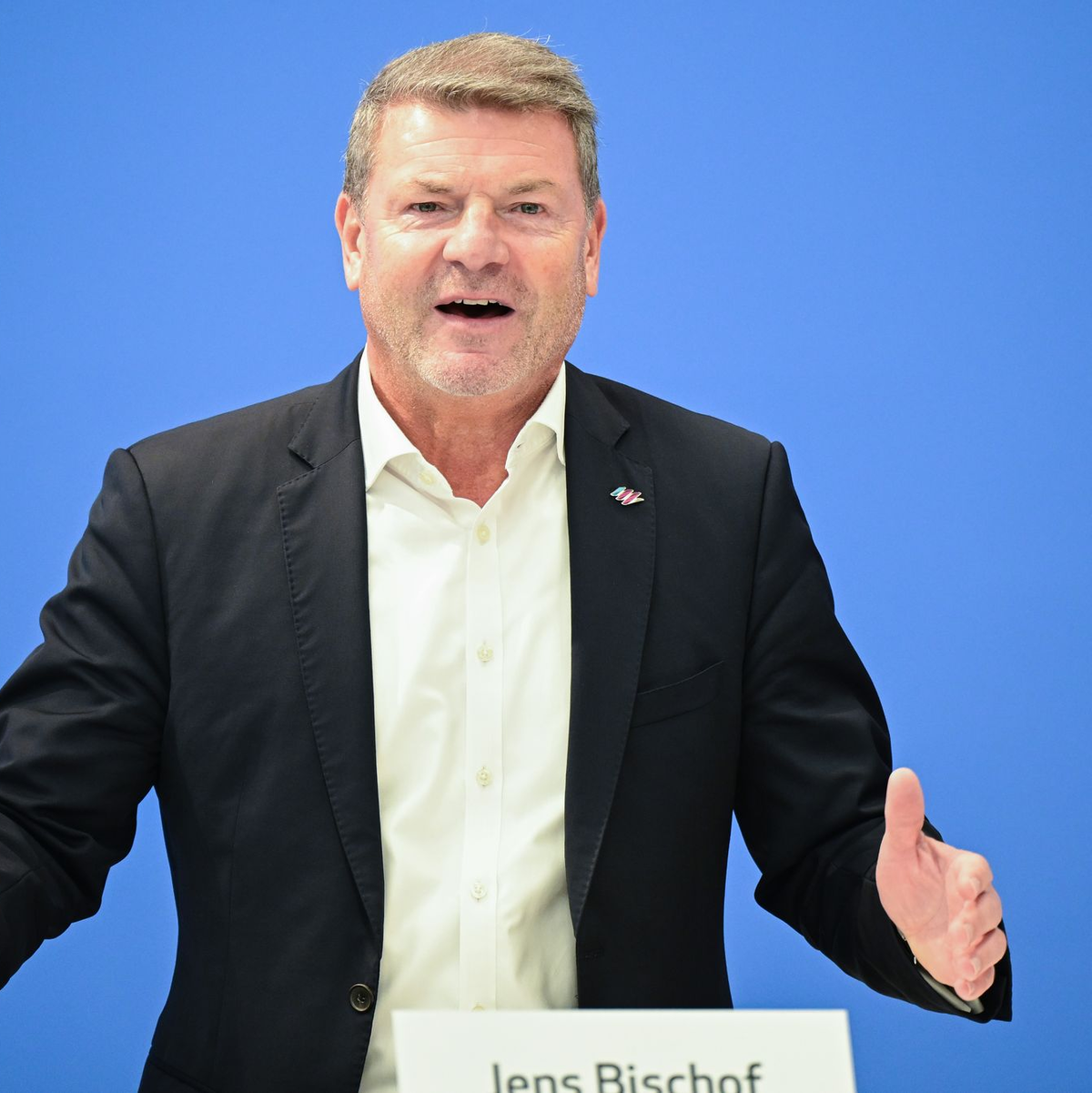 Jens Bischof, Präsident des Bundesverbandes der Deutschen Luftverkehrswirtschaft: In einem Appell an die Politik verlangt ein Bündnis von Verbänden eine Entlastung der Branche (Archivbild) - Foto: Bernd Weißbrod/dpa