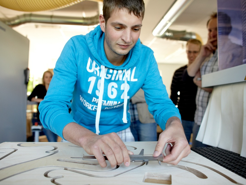 Holzfachschule Bad Wildungen mit neuem attraktiven Weiterbildungsangebot: Holztechniker und Tischlermeister in 24 Monaten - Foto: presseportal.de