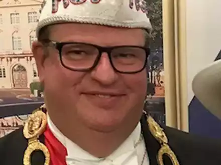 Mainz bleibt Mainz, wie es singt und lacht: Sitzungspräsident Andreas Schmitt pausiert in der Kampagne 2025 / Vertretung übernimmt Adi Guckelsberger - Foto: presseportal.de