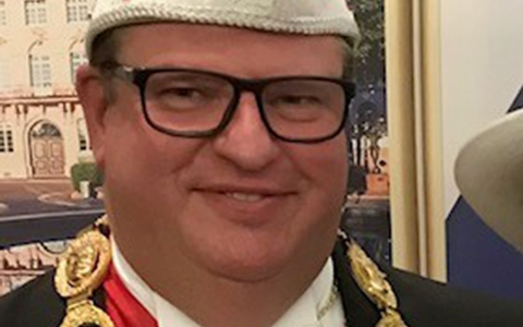 Mainz bleibt Mainz, wie es singt und lacht: Sitzungspräsident Andreas Schmitt pausiert in der Kampagne 2025 / Vertretung übernimmt Adi Guckelsberger - Foto: presseportal.de Mainz bleibt Mainz, wie es singt und lacht: Sitzungspräsident Andreas Schmitt pausiert in der Kampagne 2025 / Vertretung übernimmt Adi Guckelsberger - Foto: presseportal.de