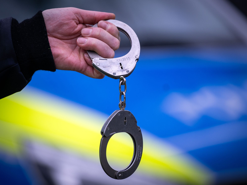 Anschlag auf Asylheim verhindert: Ermittler in Sachsen nehmen 21-Jährigen fest (Symbolbild) - Foto: Soeren Stache/dpa