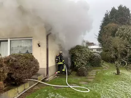 FW-DO: 13.02.2025 - FEUER IN WISCHLINGEN - Foto: presseportal.de