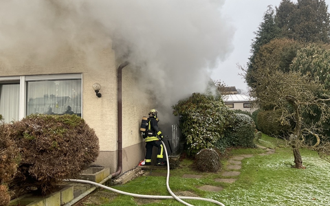 FW-DO: 13.02.2025 - FEUER IN WISCHLINGEN - Foto: presseportal.de