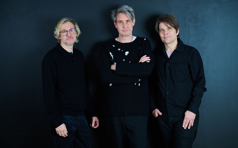 Tocotronic veröffentlicht das neue Album «Golden Years». (Archivbild) - Foto: Annette Riedl/dpa