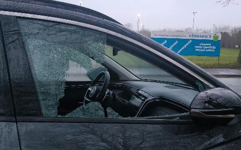 POL-FL: Polizei sucht Zeugen nach Sachbeschädigungen und Autoaufbrüchen in Husby - Foto: presseportal.de