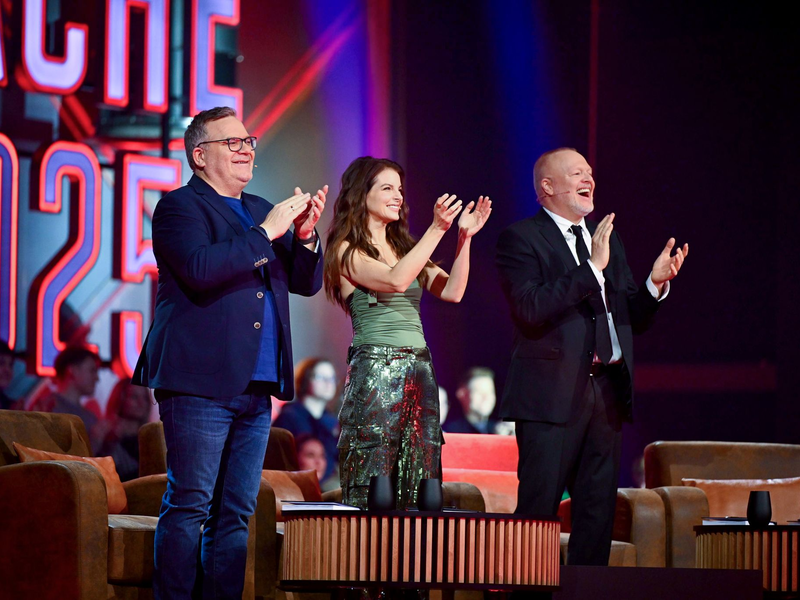 Sänger Benjamin Braatz brauchte nur seine Gitarre, um das Publikum für sich zu gewinnen. - Foto: -/RTL/dpa