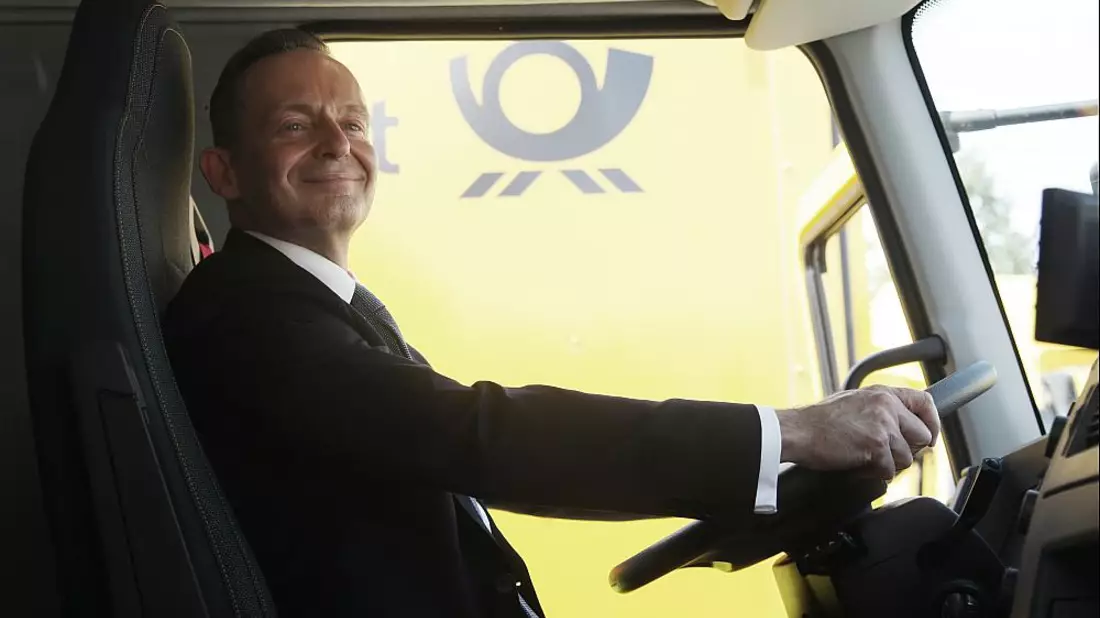 Volker Wissing in einem Post-LKW (Archiv) - Bild: über dts Nachrichtenagentur