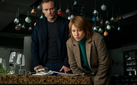 Die Hauptstadt ist in Unruhe. Susanne Bonard und Robert Karow sind auf der Suche nach einem Scharfschützen. - Foto: Gordon Muehle/ARD/rbb/dpa