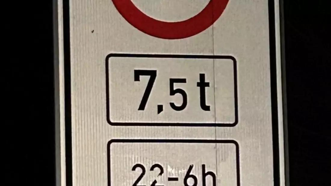 POL-PDLD: Überwachung des Nachtfahrverbots - Bild: presseportal.de
