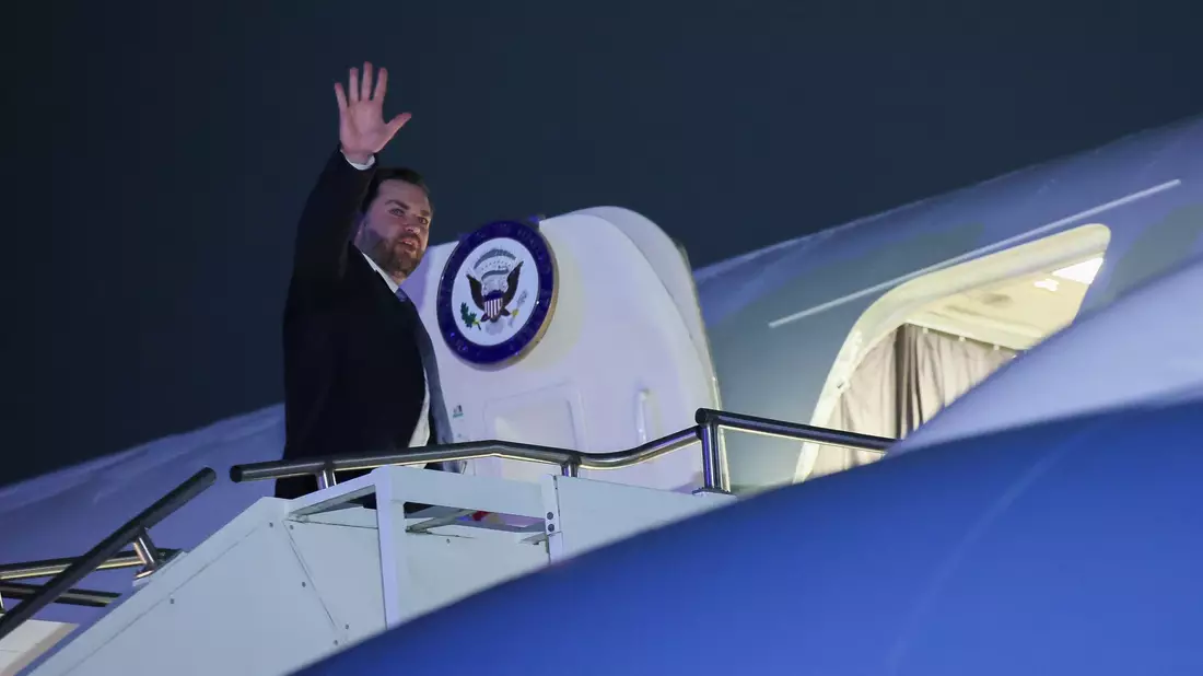 US-Vizepräsident Vance reiste am Freitag wieder ab - und ließ viele in München irritiert zurück. - Bild: Leah Millis/Pool Reuters/AP/dpa