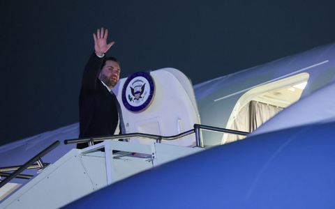 US-VizeprĂ€sident Vance reiste am Freitag wieder ab - und lieĂ viele in MĂŒnchen irritiert zurĂŒck. - Foto: Leah Millis/Pool Reuters/AP/dpa US-VizeprĂ€sident Vance reiste am Freitag wieder ab - und lieĂ viele in MĂŒnchen irritiert zurĂŒck. - Foto: Leah Millis/Pool Reuters/AP/dpa