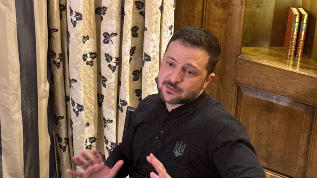 Selenskyj lobte, dass Deutschland immer sehr pragmatisch Hilfe geleistet habe und dabei «nicht sehr laut» gewesen sei. - Bild: Michael Fischer/dpa