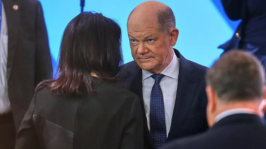 Annalena Baerbock und Olaf Scholz am 15.02.2025 - Bild: über dts Nachrichtenagentur