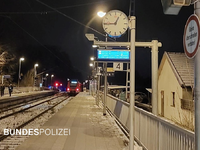Bundespolizeidirektion München: Betrunkener wird von S-Bahn erfasst / Unfall am Haltepunkt Pullach - Foto: presseportal.de