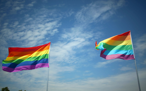 Muhsin Hendricks leitete eine Moschee in Kapstadt, die Muslimen, die der LGBTQ-Gemeinschaft angehören, einen Gebetsort ohne Angst vor Diskriminierung bot. - Foto: Jens Büttner/dpa Muhsin Hendricks leitete eine Moschee in Kapstadt, die Muslimen, die der LGBTQ-Gemeinschaft angehören, einen Gebetsort ohne Angst vor Diskriminierung bot. - Foto: Jens Büttner/dpa