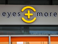 Eyes and More hat bereits mehr als 220 Filialen in Deutschland, in den nächsten Jahren sollen zahlreiche weitere hinzukommen. - Foto: Oliver Berg/dpa