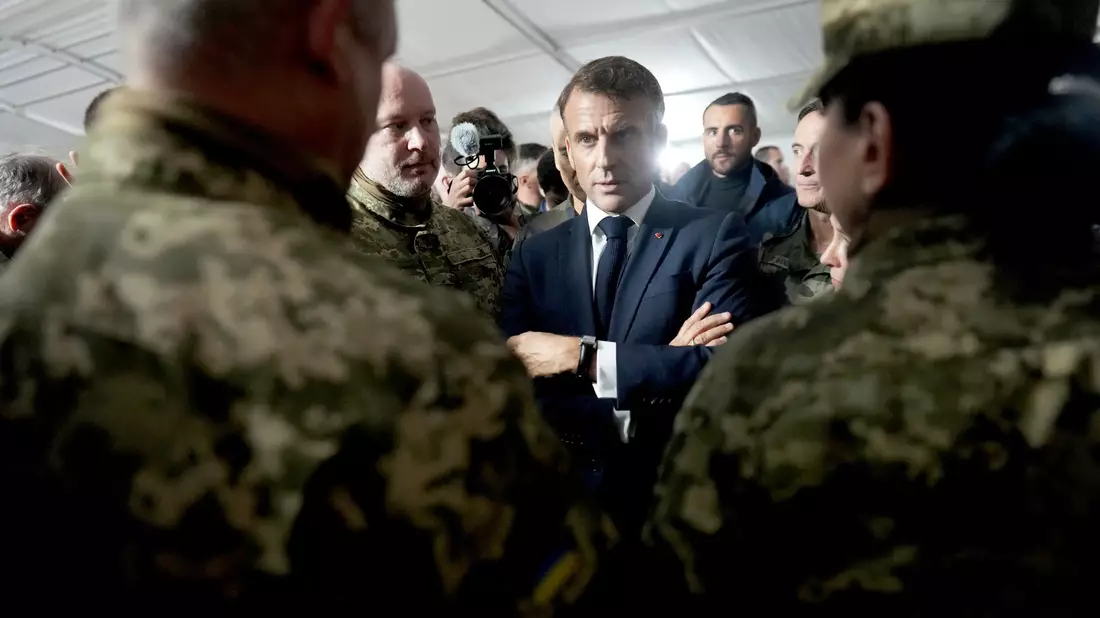 Bei dem Treffen in Paris dürfte es auch um die Frage gehen, inwiefern Europa Truppen für die Absicherung eines möglichen Friedensdeals stellt (Archivbild). - Bild: Thibault Camus/AP
