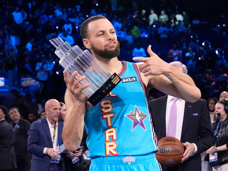Stephen Curry wurde zum MVP des All-Star-Games gekürt. - Foto: Godofredo A. Vásquez/AP/dpa