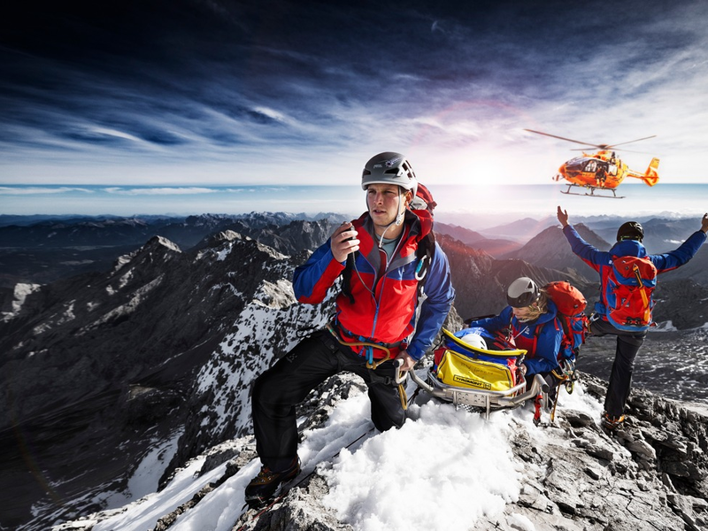 Alltag der Bergwacht in beeindruckenden Bildern: In höchster Not - Bergretter im Einsatz | Doku-Serie ab 9. April als Streaming-Highlight in der ARD Mediathek - Foto: presseportal.de