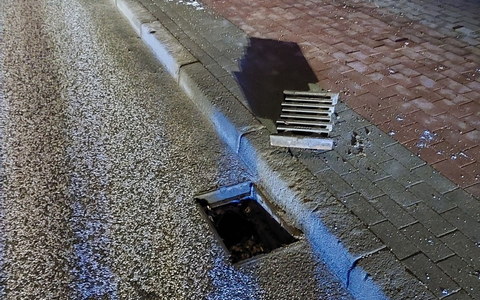 POL-SE: Norderstedt - Unbekannte Person hebt mehrere Gullideckel aus - Polizei leitet Strafverfahren ein und sucht Zeugen - Foto: presseportal.de