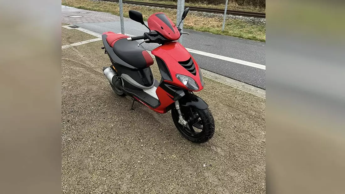 POL-Bremerhaven: Motorroller gestohlen - Polizei sucht Zeugen - Bild: presseportal.de