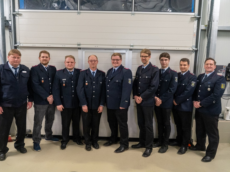 FW Flotwedel: Jahreshauptversammlung der Ortsfeuerwehr Sandlingen - Neuwahlen, Beförderungen und Ehrungen - Foto: presseportal.de