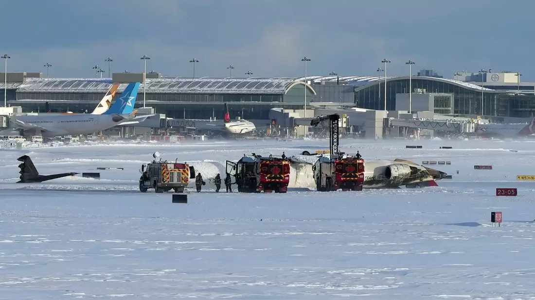 Bei dem Flugzeugunglück kam laut ersten Informationen niemand ums Leben.  - Bild: Teresa Barbieri/The Canadian Press/AP/dpa
