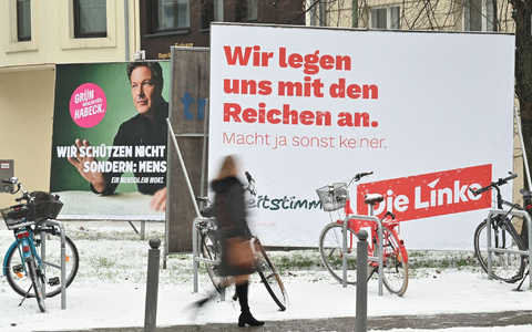 Die Linke steigt laut einer aktuellen Umfrage deutlich in der Wählergunst. (Archivbild) - Foto: Sarah Knorr/dpa