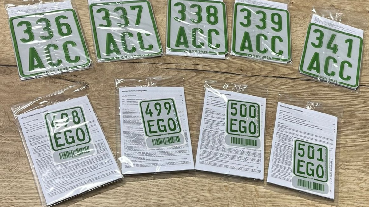 POL-MS: Neue Versicherungskennzeichen am 1. März 2025 - Aus Blau wird Grün - Foto: presseportal.de