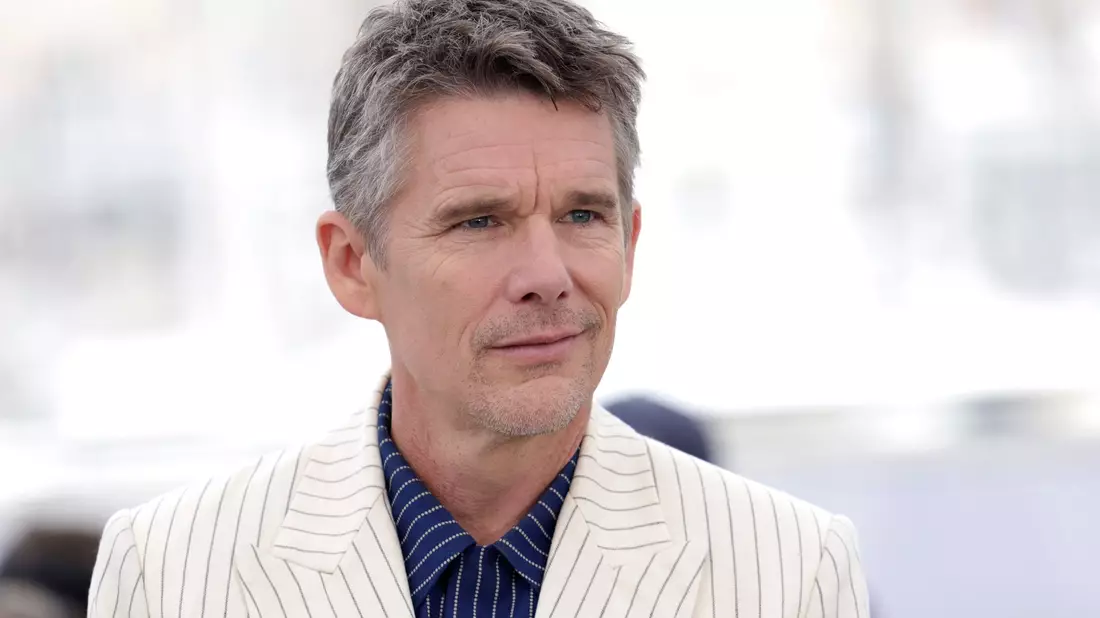 Ethan Hawke ist wieder in einem Film von Richard Linklater zu sehen. (Archivbild) - Bild: Vianney Le Caer/Invision/AP/dpa