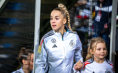 Neue Kapitänin: Giulia Gwinn. - Foto: David Inderlied/dpa