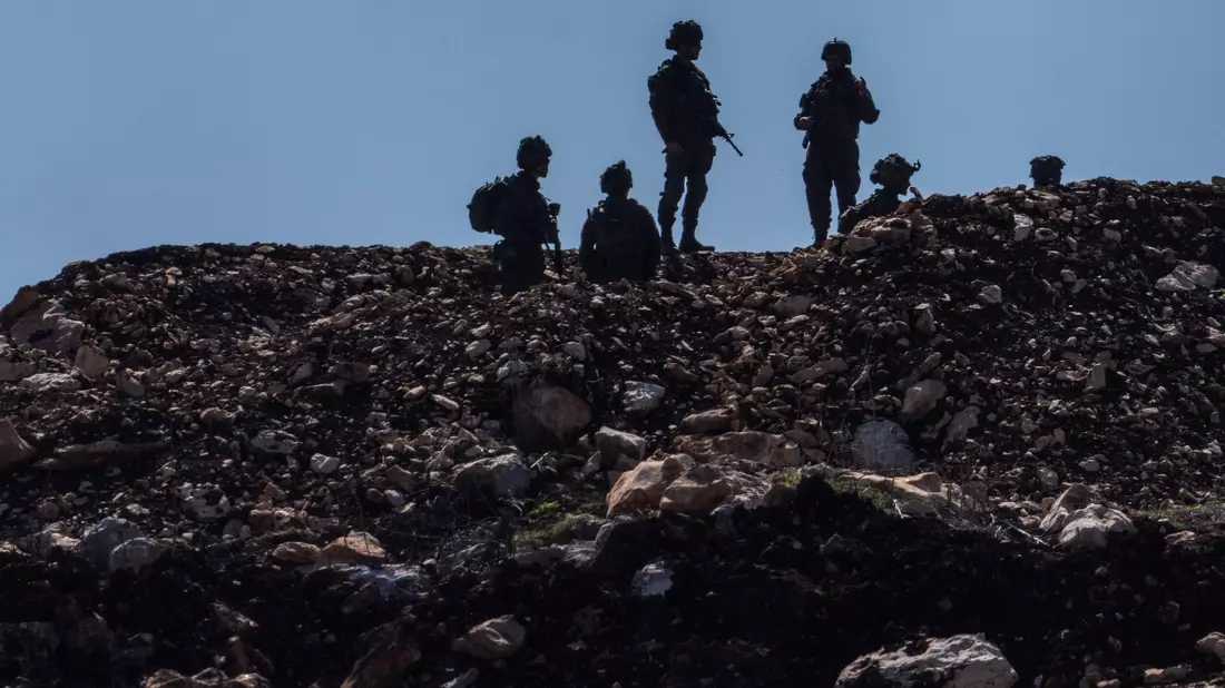 Israel will an der Grenze zum Libanon weitere Posten auf der israelischen Seite einrichten und Truppen zum Schutz vor Angriffen verstärken.  - Bild: Ariel Schalit/AP/dpa