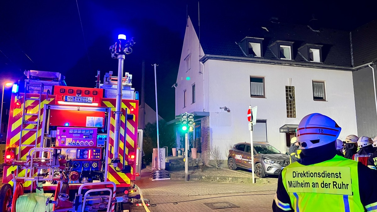 FW-MH: Feuerwehreinsatz nach Kohlenmonoxid-Austritt in Mülheim - Eine Person verstorben - Foto: presseportal.de