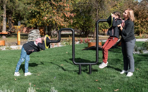 17.000 Kinder in der Ukraine haben seit Kriegsbeginn ihre Eltern verloren / Zum 3. Jahrestag fordern die SOS-Kinderdörfer eine grundlegende Reform des Betreuungssystem - Foto: presseportal.de
