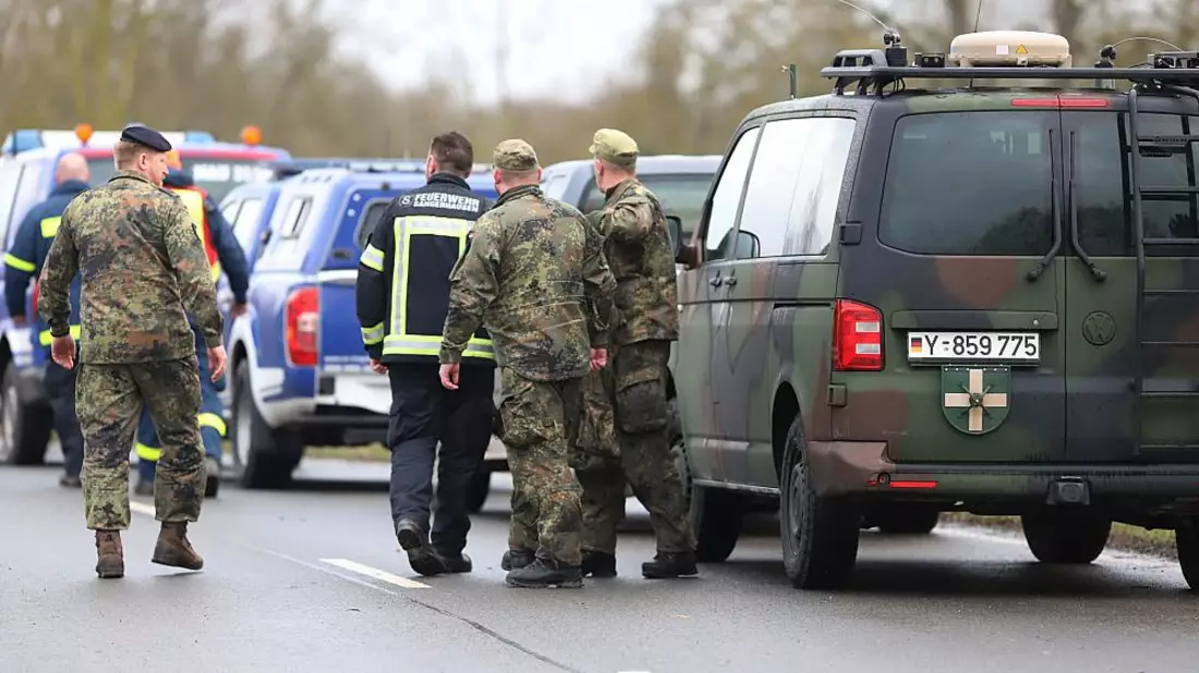 Bundeswehr bei Hochwassereinsatz (Archiv) - Bild: über dts Nachrichtenagentur