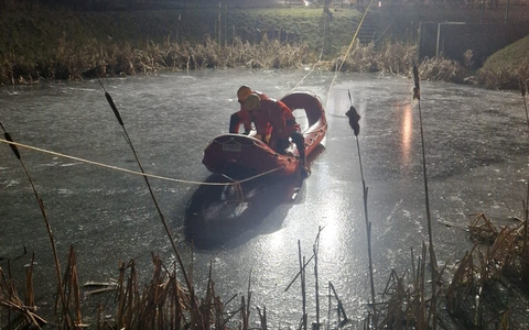 FW-LFVSH: Lebensgefahr: Warnung vor dem Betreten von Eisflächen - Foto: presseportal.de