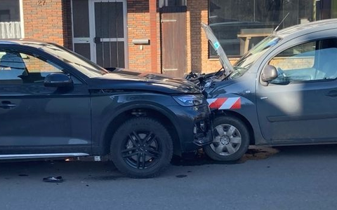 POL-HX: Knapp 50.000 Euro Schaden nach Unfall - Foto: presseportal.de