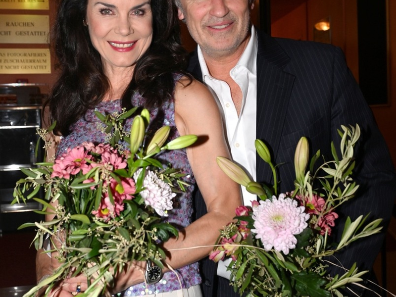 Jede Beziehung braucht manchmal einen Dreier: Nicola Tiggeler und Timothy Peach über Liebe, Erotik und Paartherapie - Foto: presseportal.de