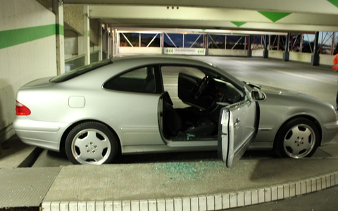 POL-MI: Auto im Parkhaus beschädigt - Foto: presseportal.de