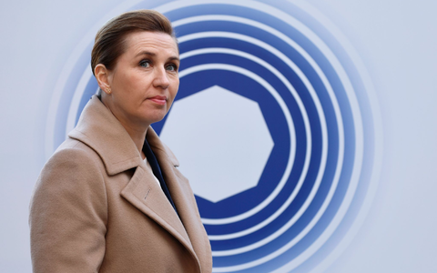 Die Regierung der dänischen Ministerpräsidentin Mette Frederiksen richtet einen milliardenschweren Aufrüstungsfonds ein. (Archivbild) - Foto: Geert Vanden Wijngaert/AP/dpa