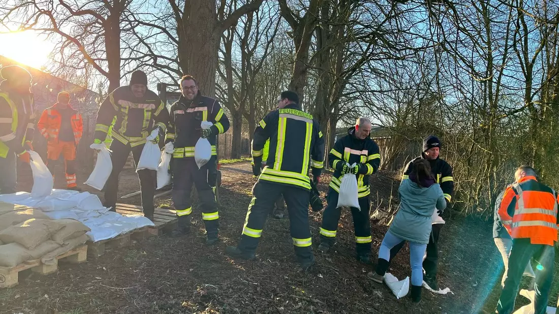FW Celle: Fortbildung zum Fachberater Hochwasser - Bild: presseportal.de