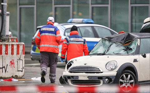 Auto fährt in München in Menschenmenge (Archiv) - Foto: über dts Nachrichtenagentur