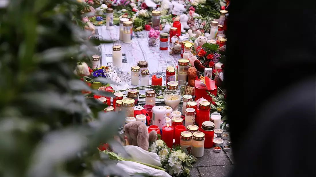 Blumenmeer am Anschlagsort in München - Bild: über dts Nachrichtenagentur