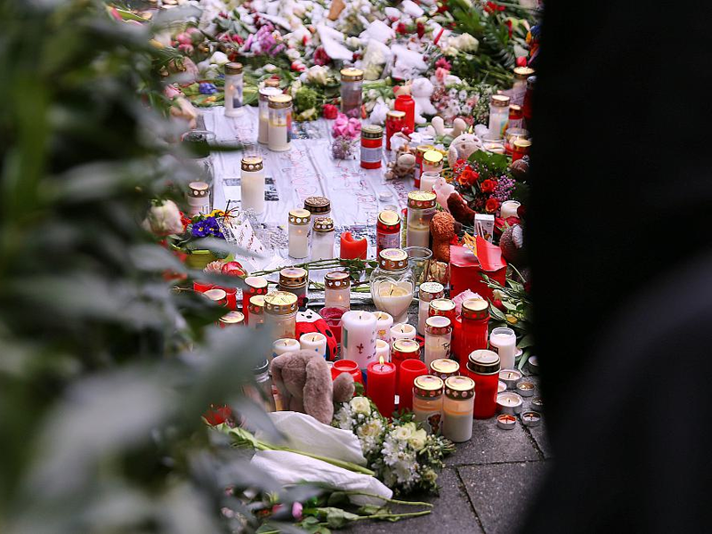 Blumenmeer am Anschlagsort in München - Foto: über dts Nachrichtenagentur
