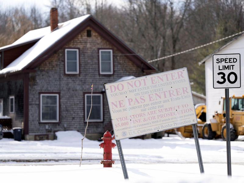 An der US-Grenze zu Kanada hat eine bizarre Kriminalgeschichte ihren Anfang gefunden - der eigentlich gar nicht der Anfang war. (Archivbild) - Foto: Christinne Muschi/The Canadian Press/AP/dpa