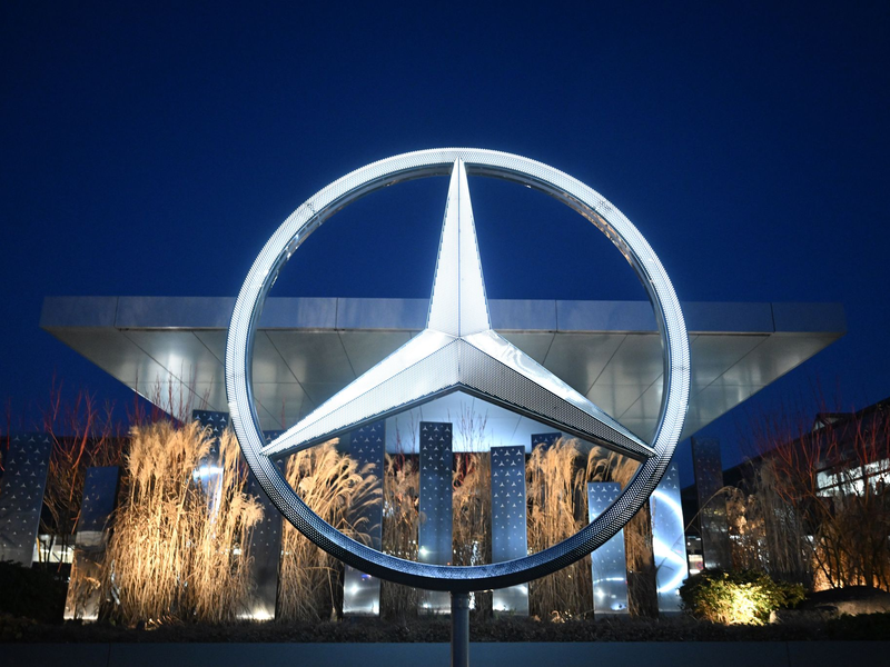 Mercedes-Chef Källenius: «Für einen Mercedes zahlt man ein bisschen mehr.» (Archivbild) - Foto: Bernd Weißbrod/dpa