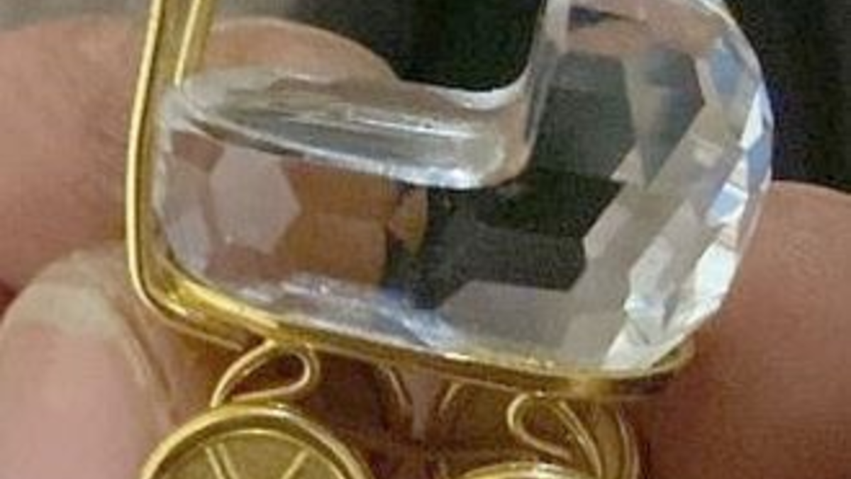 POL-ME: Öffentlichkeitsfahndung: Wem gehört dieser Schmuck? - weitere Geschädigte gesucht - 2502078 - Foto: presseportal.de